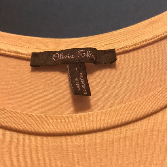 Tshirt - Picture 2 of 4